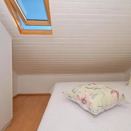 Apartment Mira Trogir