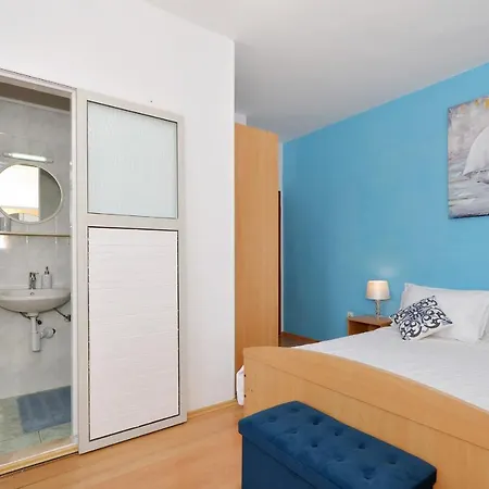 Mira Apartment Trogir